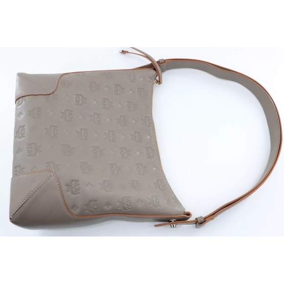 MCM Calfskin Leather Monogram Klara Hobo Medium size - Picture 9 of 13